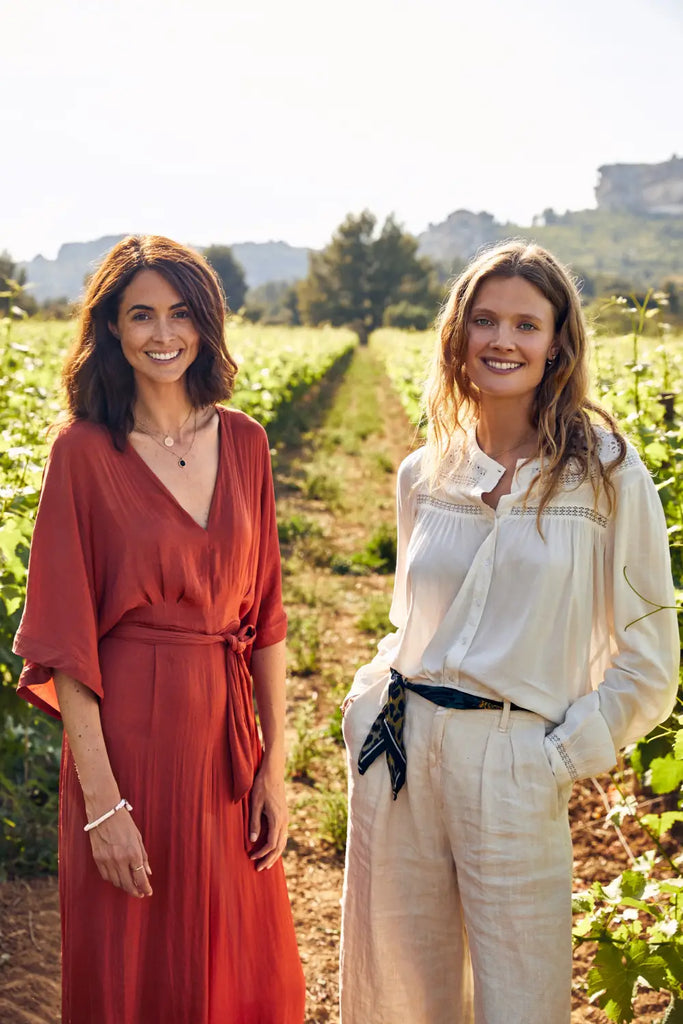 L’Officiel Arabia s’entretient avec Maggie Frerejean-Taittinger et Constance Jablonski, fondatrices du French Bloom.
